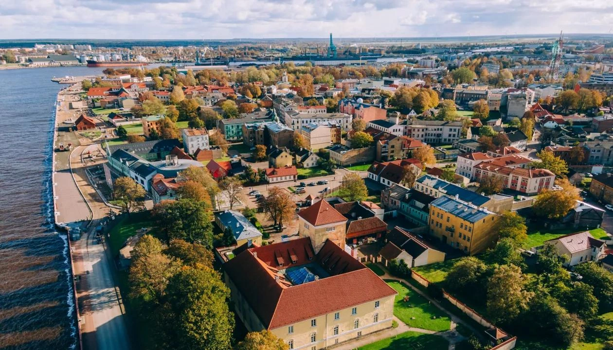 Ventspils beach, castle and Latvian visitor highlights