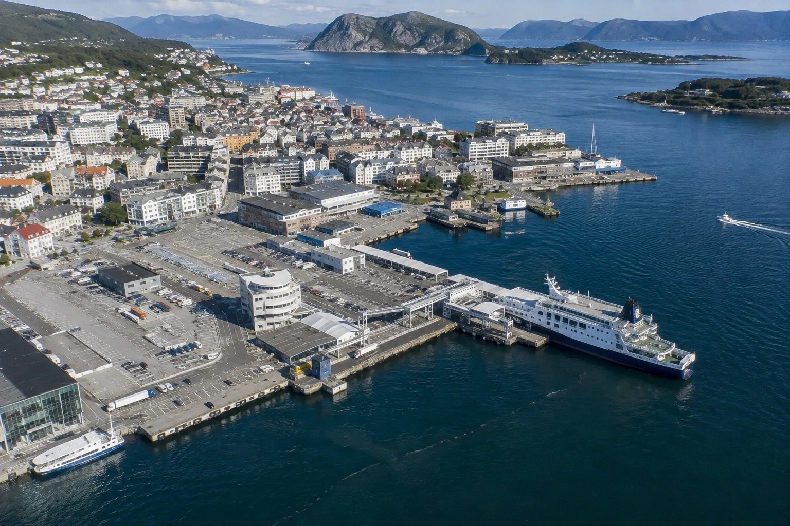 Ålesund coastal ferry quay and harbour