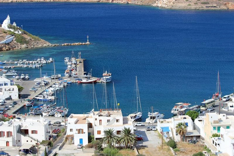 Ios Ferry Port (Ormos)