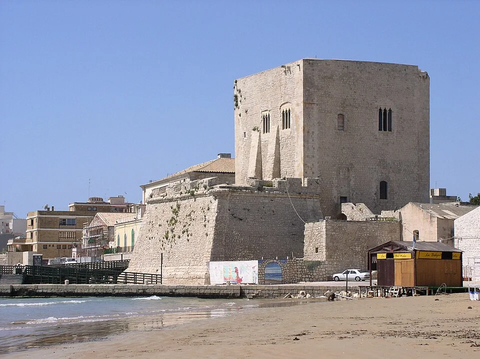 Pozzallo waterfront and Cabrera Tower