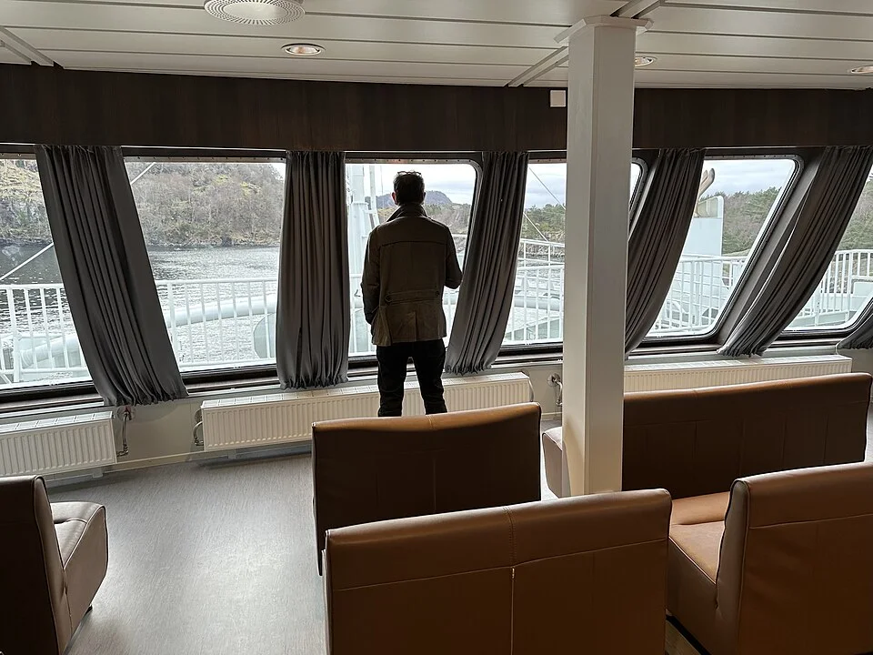 Example: MF Ombo (double ended diesel ferry 2021) Finnøysambandet Judaberg-Finnøy-EidesundOmbo Stavanger Norway Passasjer salong passenger lounge utsikt view vindu windows…